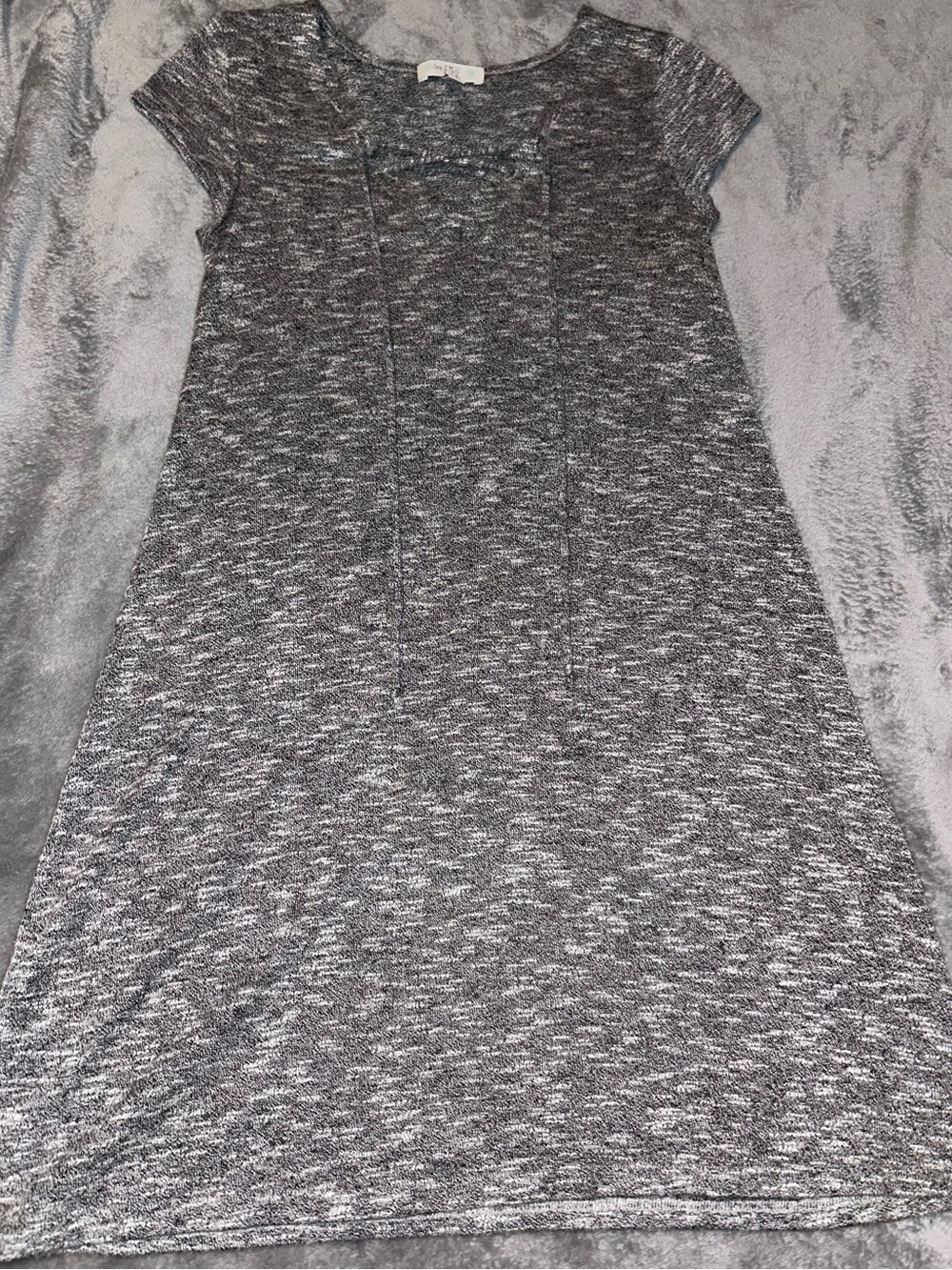 Love, Fire Short-Sleeve, Marled Gray Knit Dress Women’s Size Extra Small